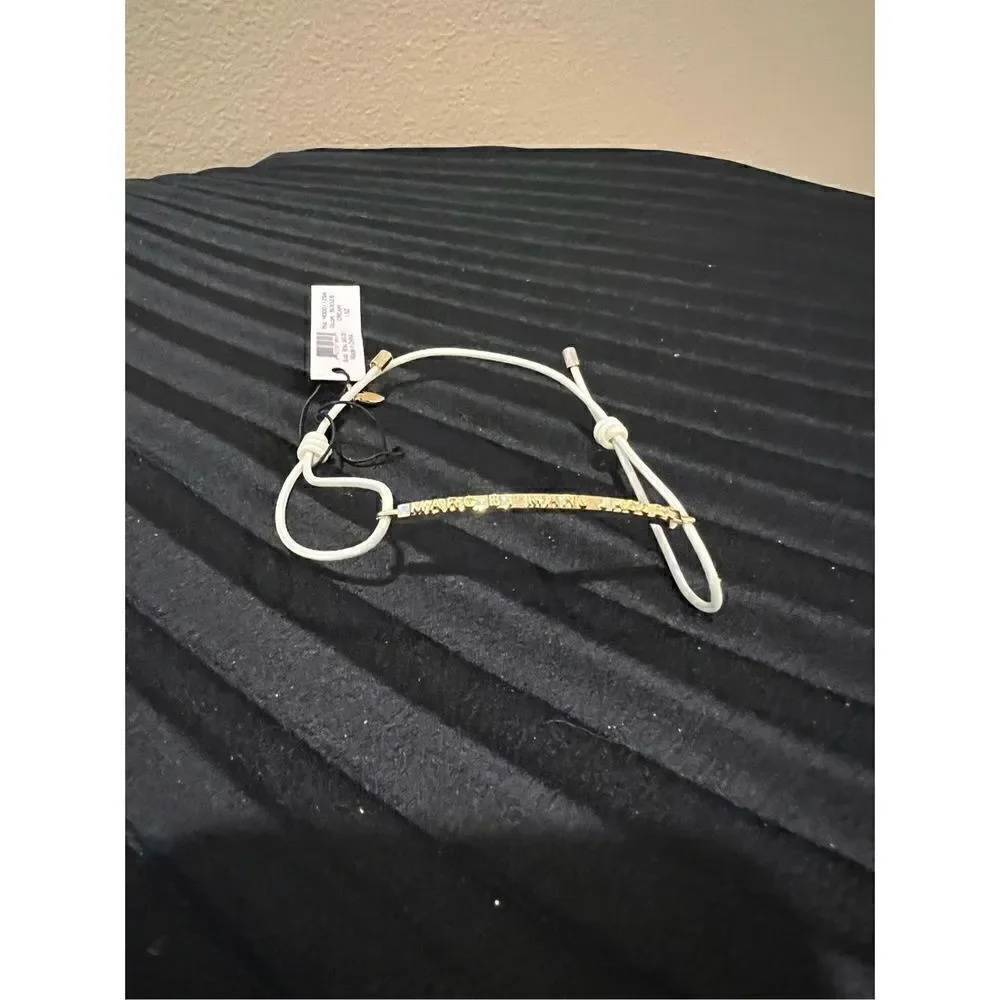 New Marc by Marc Jacobs STYLE: MO001 129A COLOR: 80028 CREAM gold bracelet